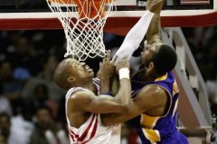 湖人队积极寻求穆雷加盟，里弗斯或成交易筹码